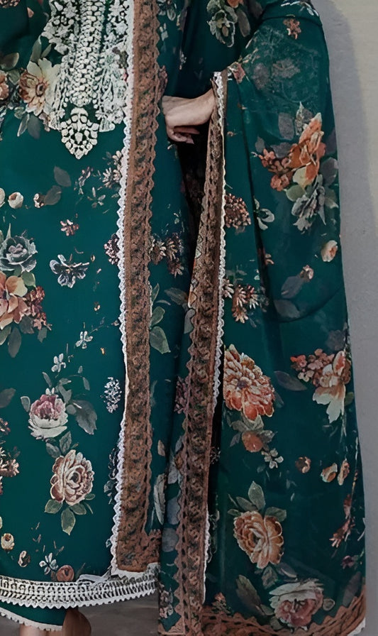 Zainab Chottani Velina 01 Emerald Floral Embroidered Lawn Suit